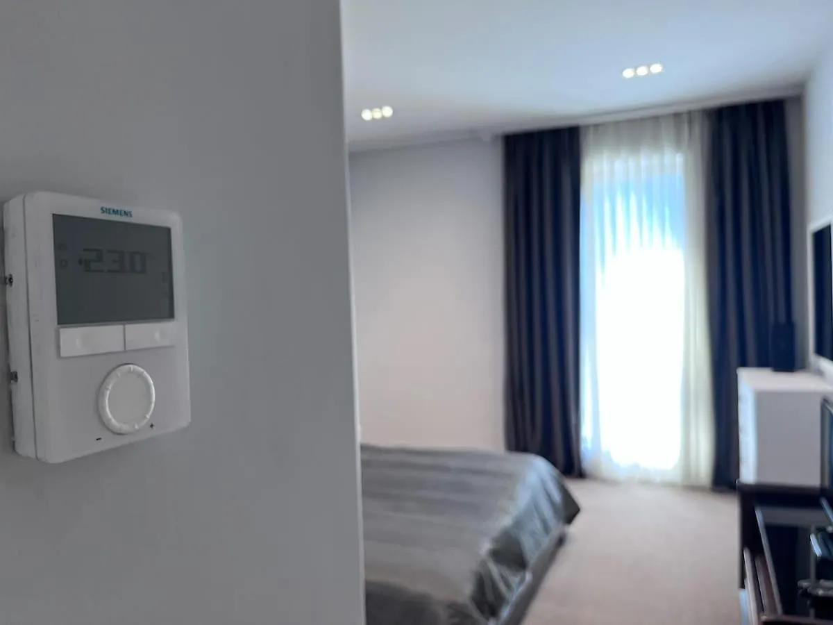 The Heart Of Baku Apartment 0*,