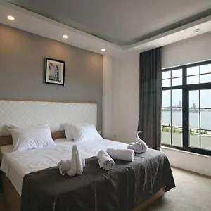 فندق My Bed, باكو